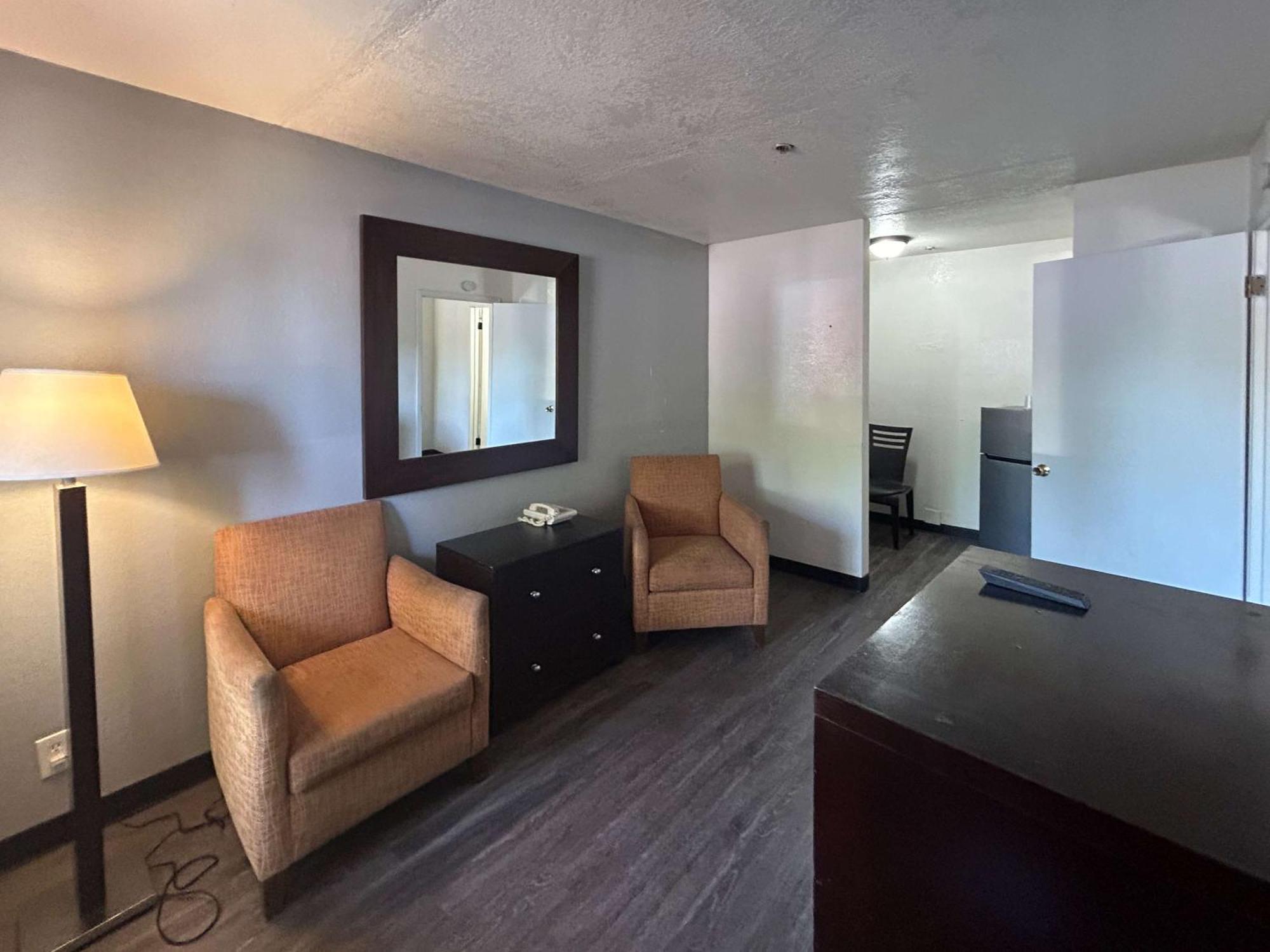 Motel 6 Tempe, Az Elliot Road מראה חיצוני תמונה
