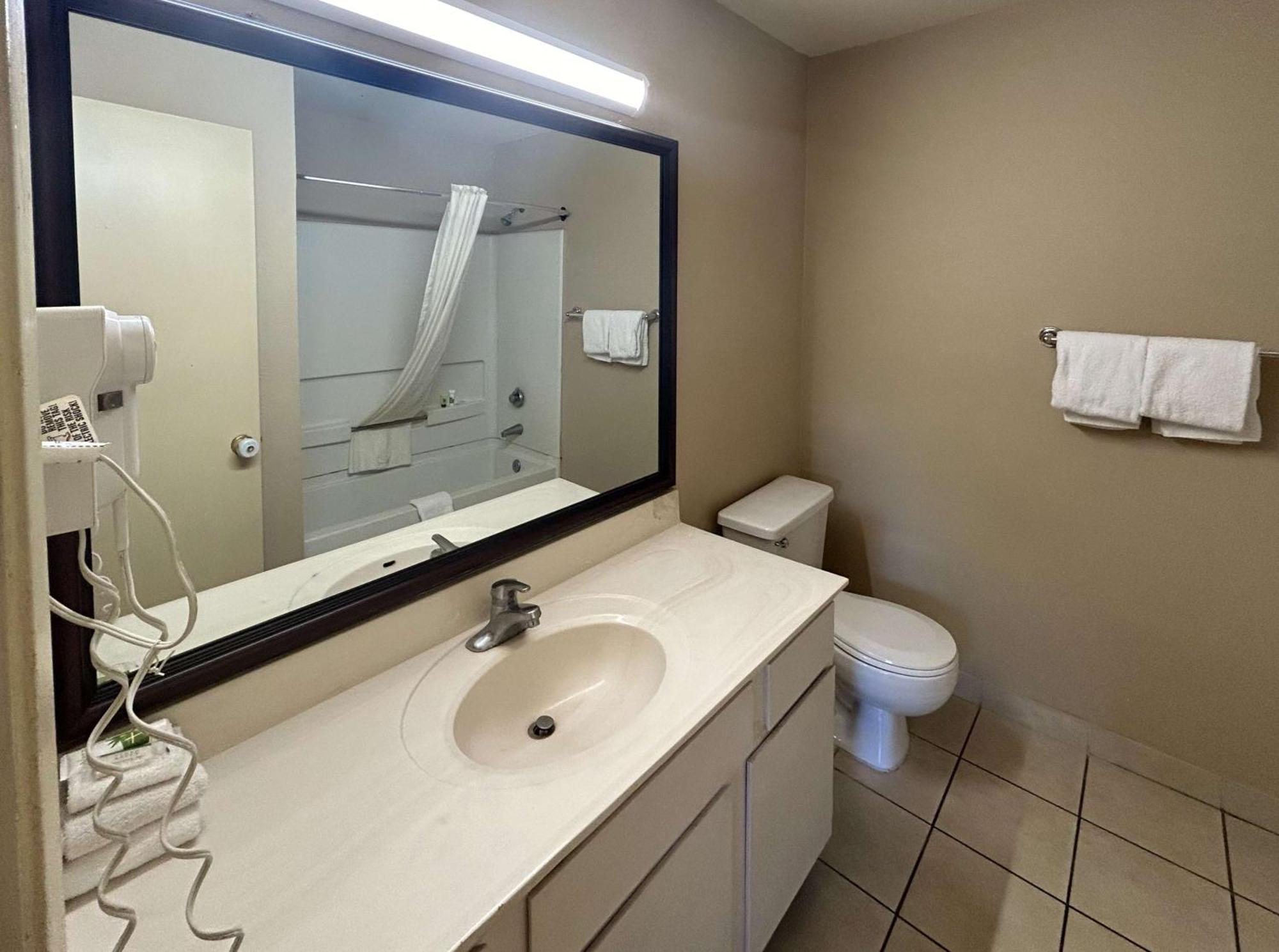 Motel 6 Tempe, Az Elliot Road מראה חיצוני תמונה